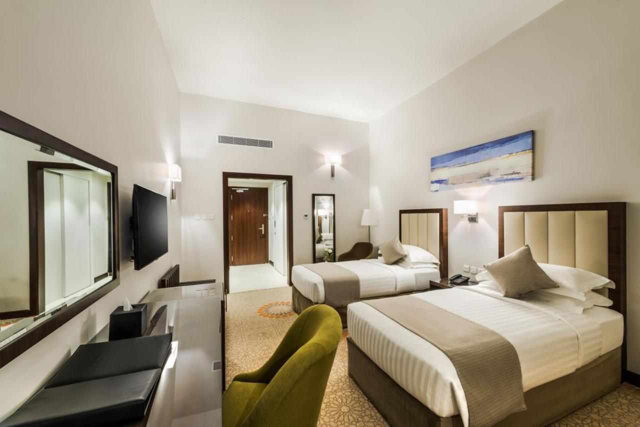 Best Western Plus Al Qurayyat City Center Exterior photo